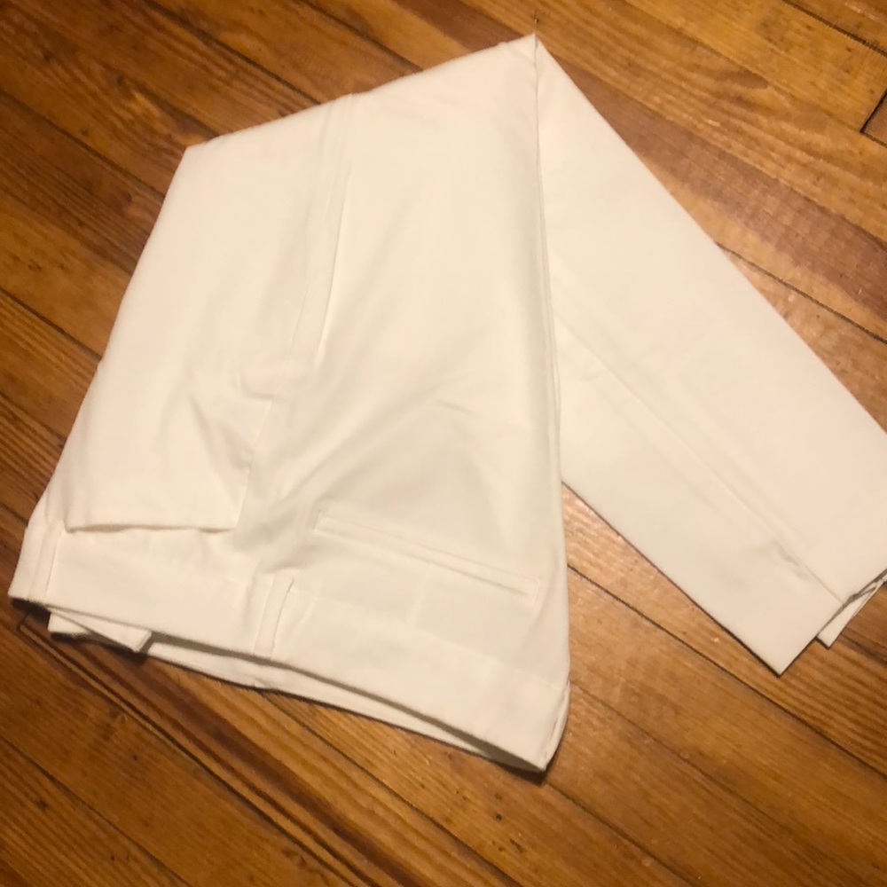 Old Navy Winter White Pixie Ankle Pants